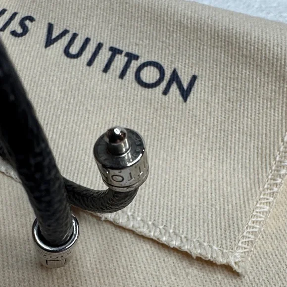 Louis Vuitton damier graphite bracelet - Picture 6 of 8
